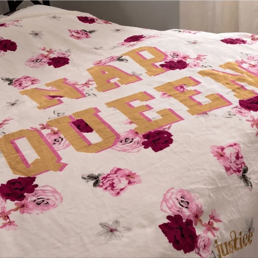 Justice Nap Queen Sherpa Throw‎ Blanket